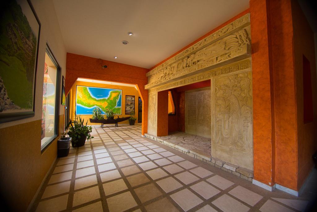 Hotel Maya Tulipanes Palenque Kültér fotó